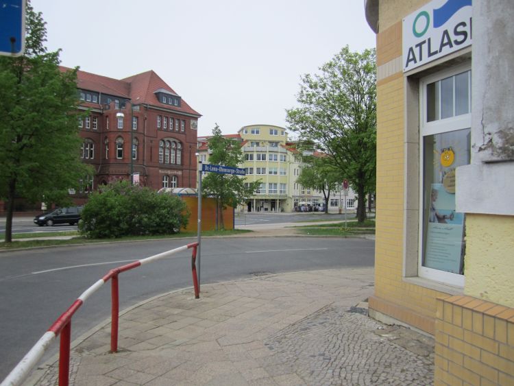 _02-Ohnesorgestraße+Kreishaus